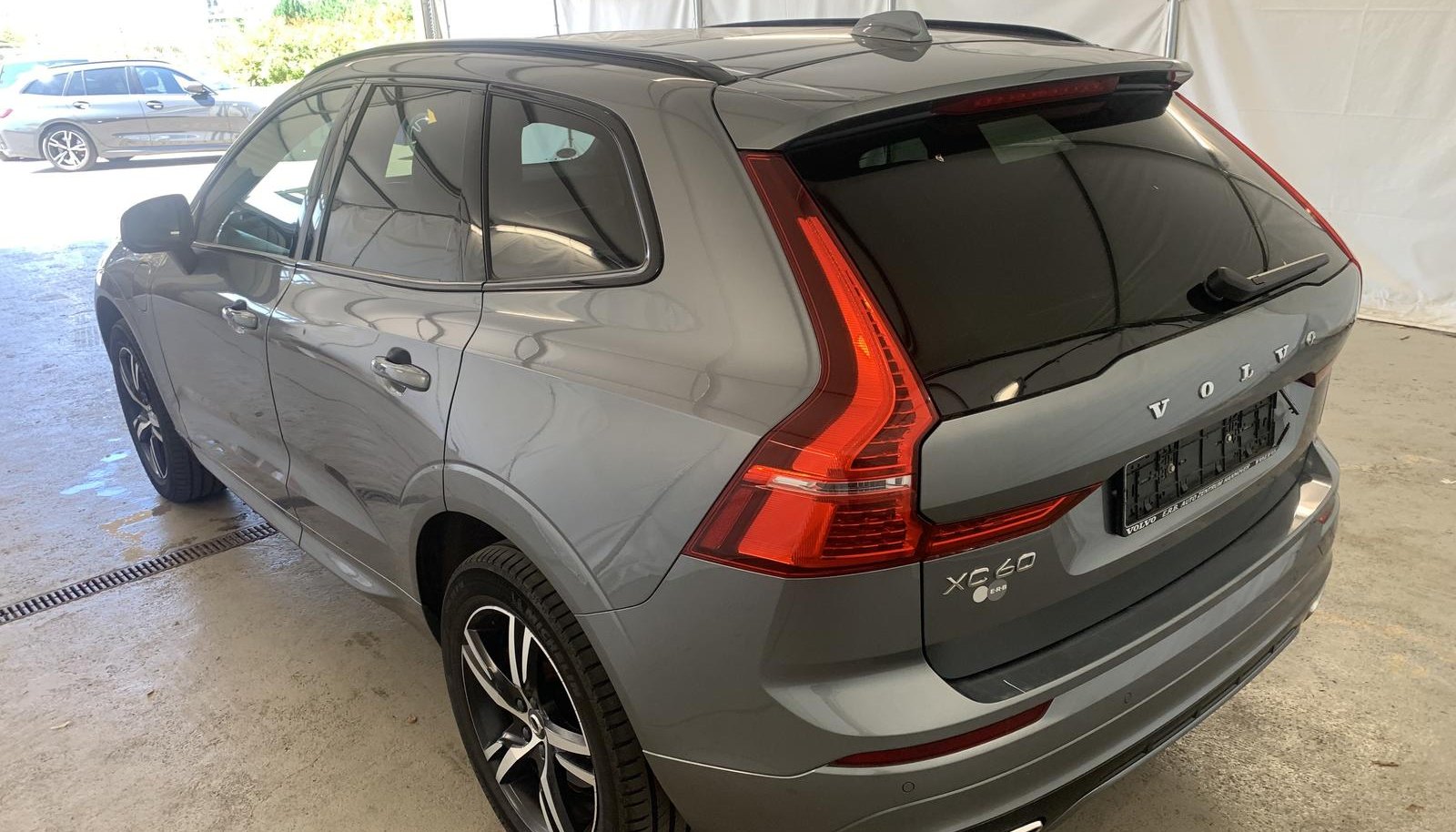 Volvo XC60 T8 R Design 4