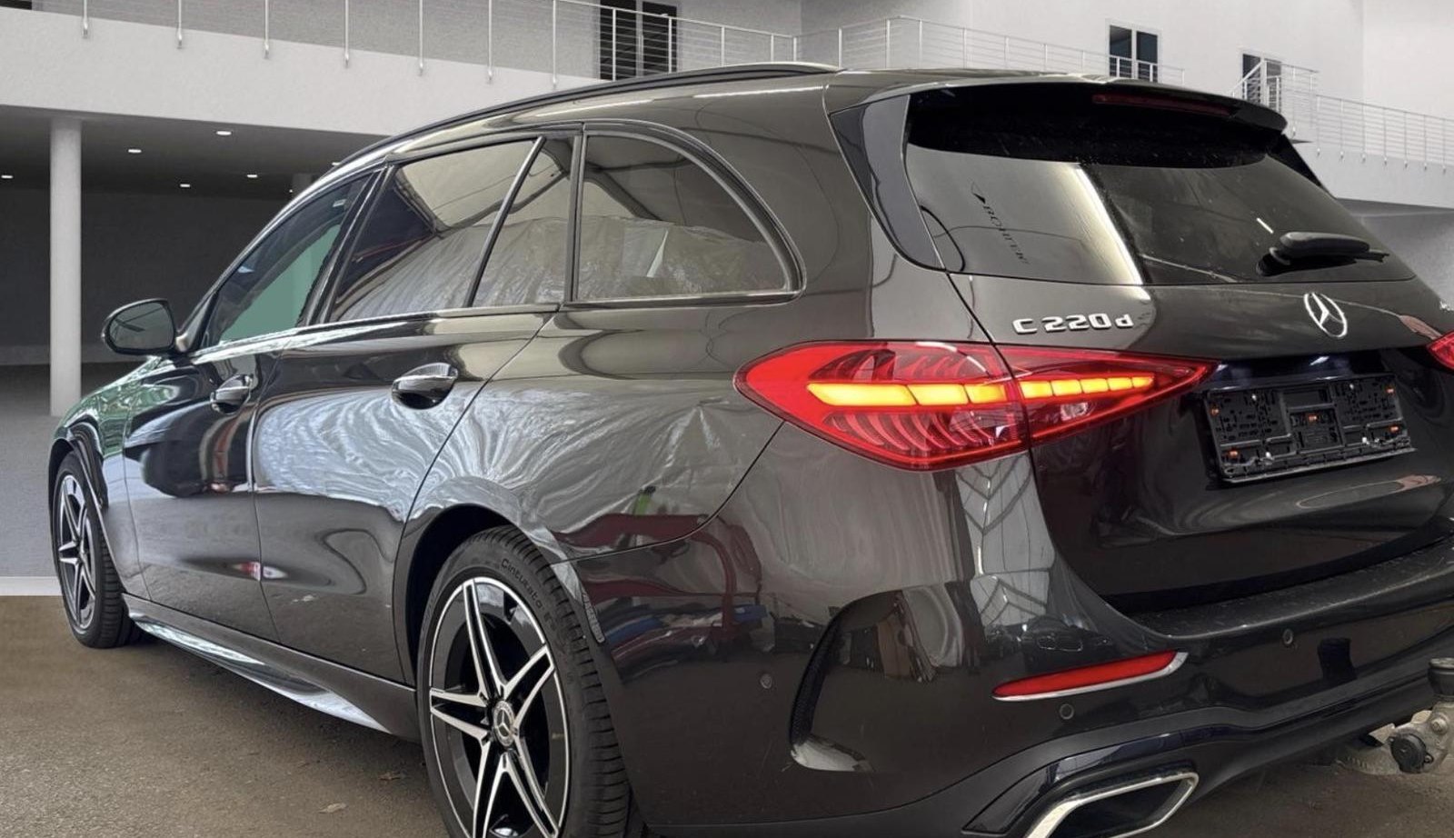 Mercedes-Benz C AMG Line 7
