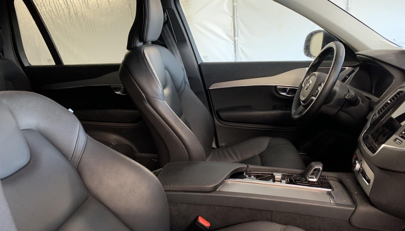 Volvo XC90 T8 Core Recharge AWD 3