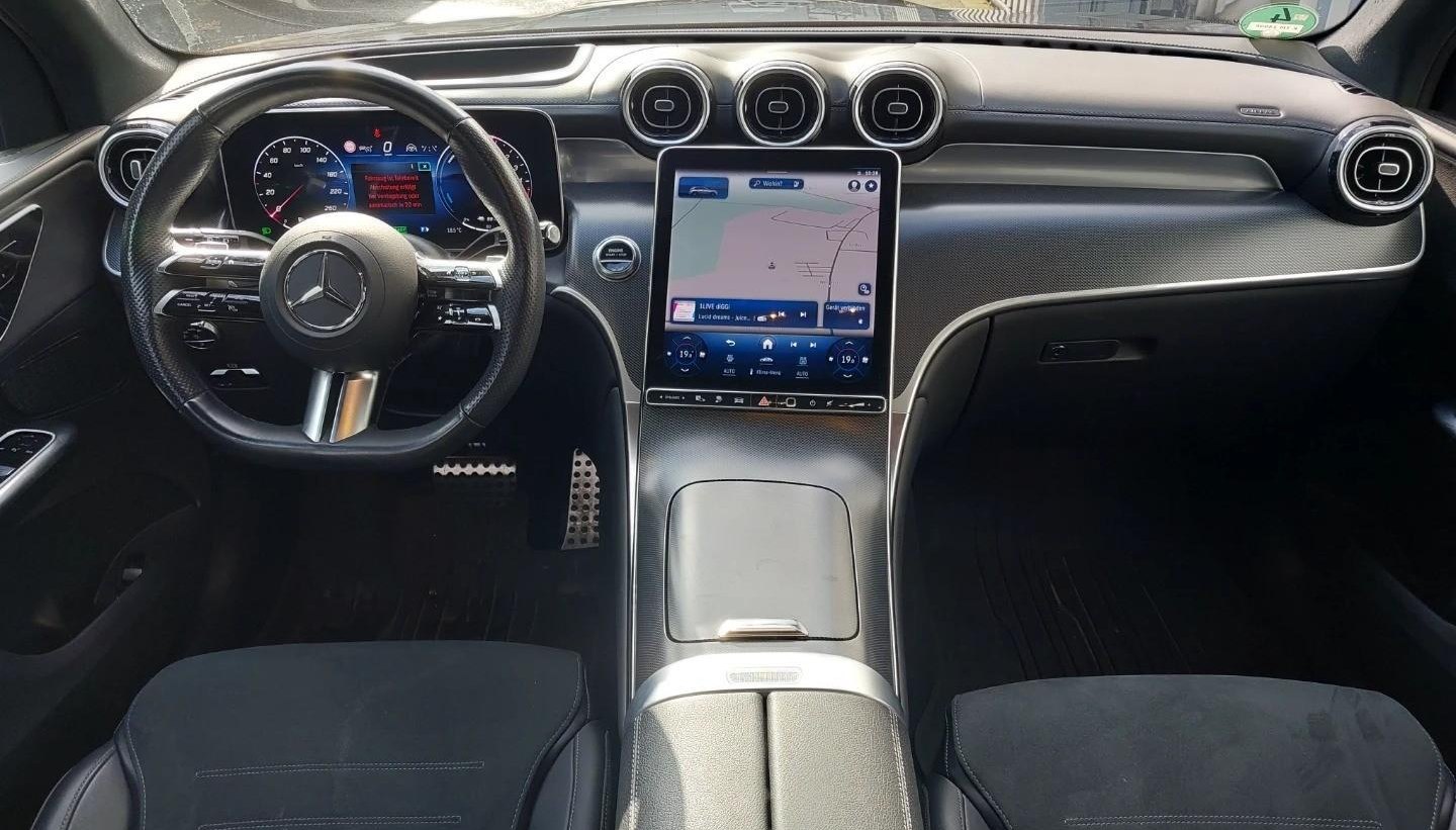 Mercedes-Benz GLC AMG Line 2