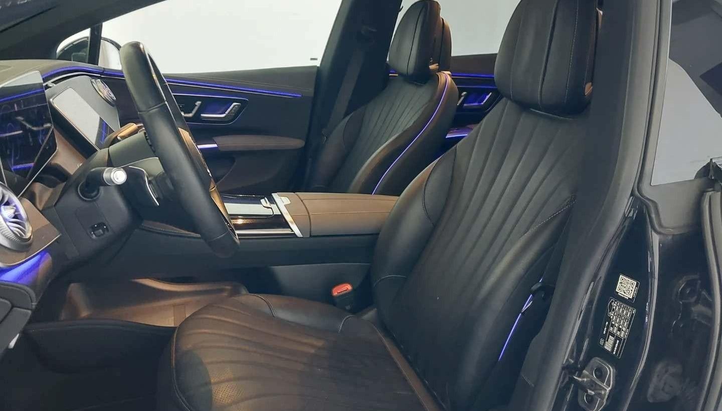 Mercedes-Benz EQS AMG Line + Avantgarde 5