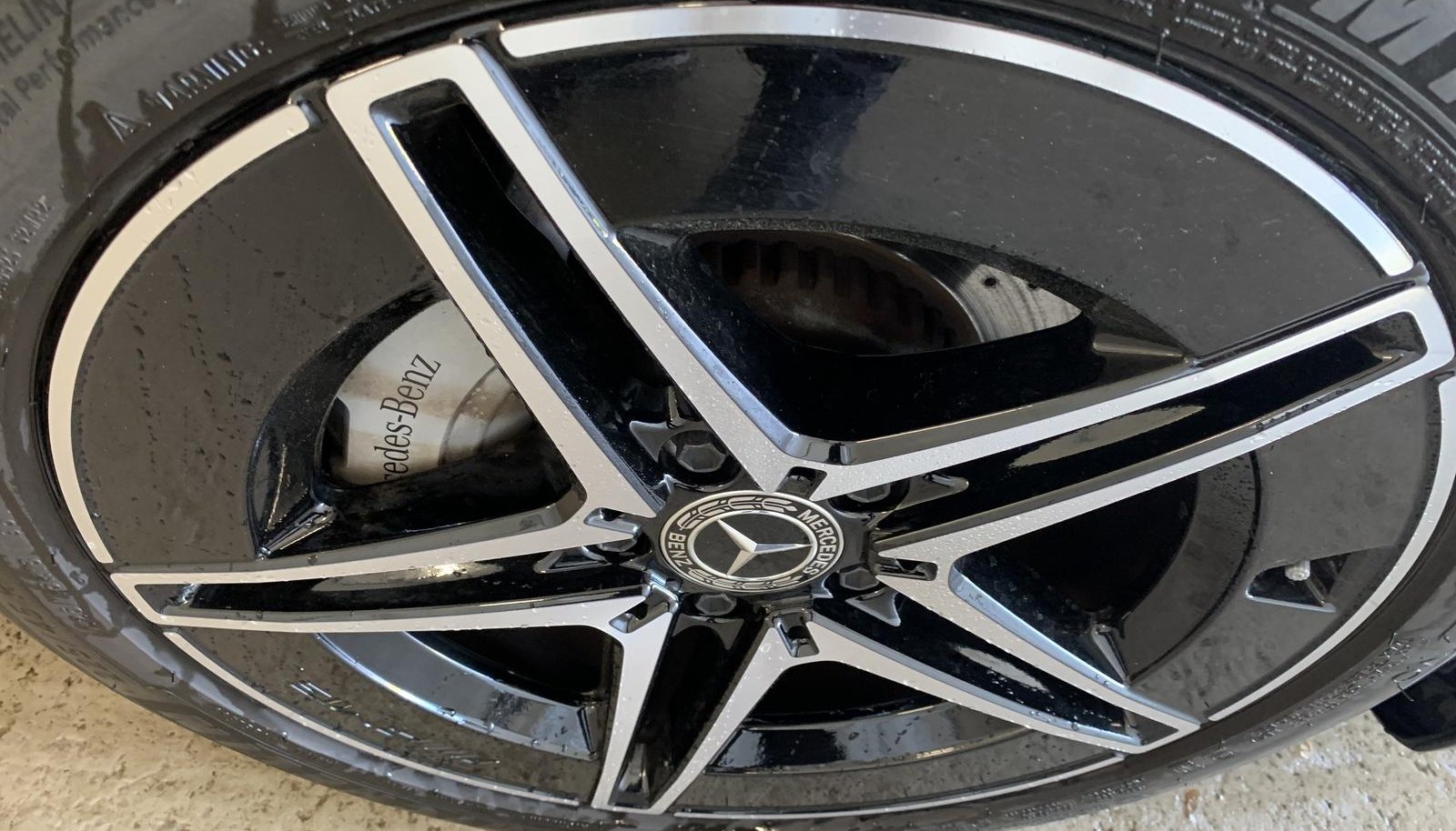 Mercedes-Benz C AMG Line 3