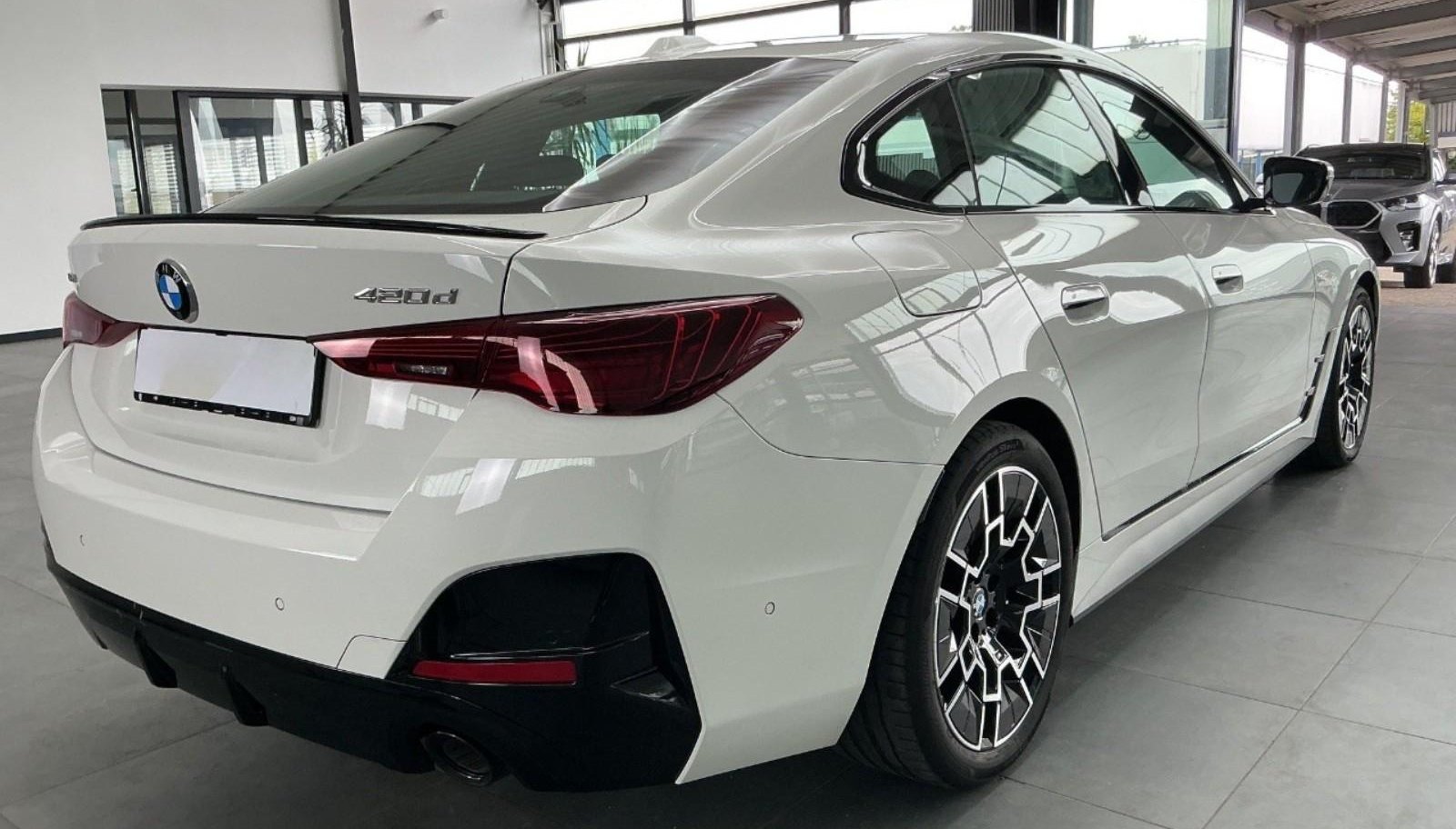 BMW 4 M Sport Pro 4