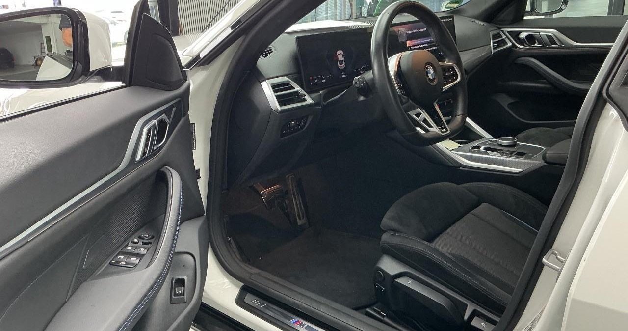 BMW 4 M Sport Pro 6