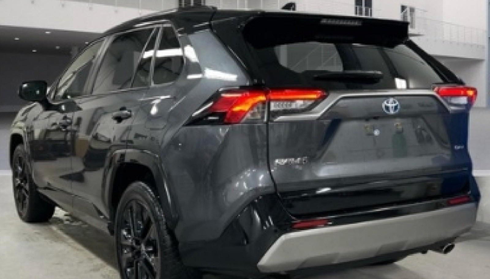 Toyota RAV Style 3