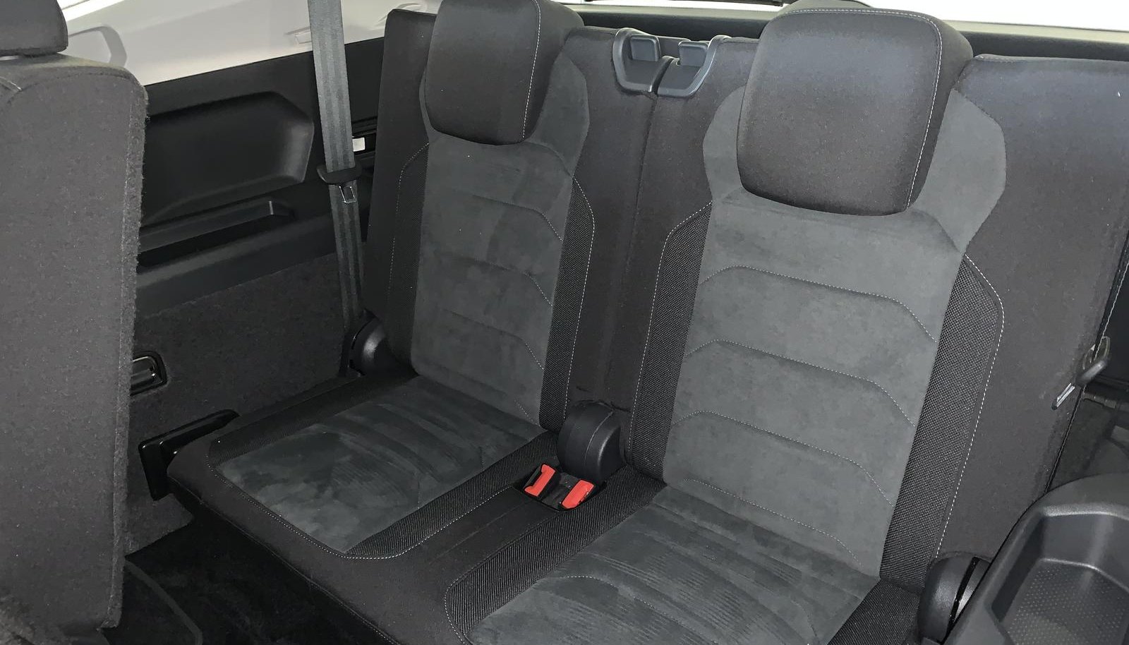 Volkswagen Tiguan Allspace Elegance 4Motion 10