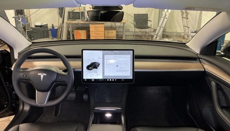 Tesla Model 3 Long Range RWD 2