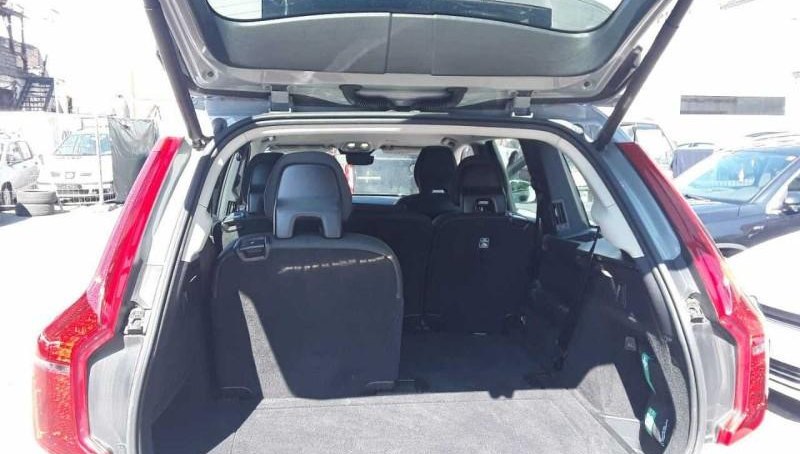 Volvo XC90 Core Recharge Plug-In Hybrid AWD 3