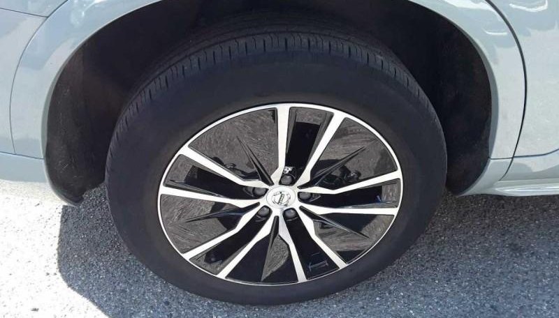 Volvo XC90 Core Recharge Plug-In Hybrid AWD 8