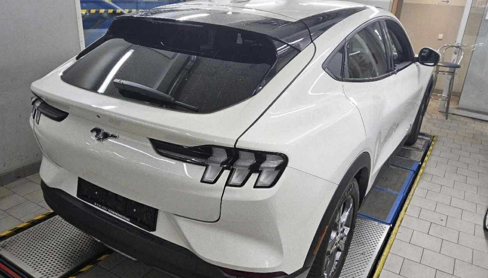 Ford Mustang Mach-E 2