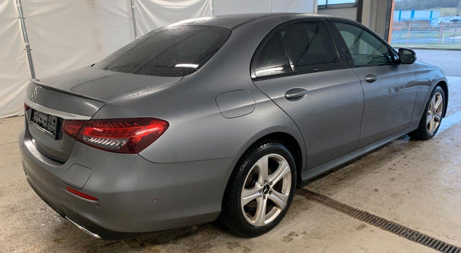 Mercedes-Benz E AMG Line 5