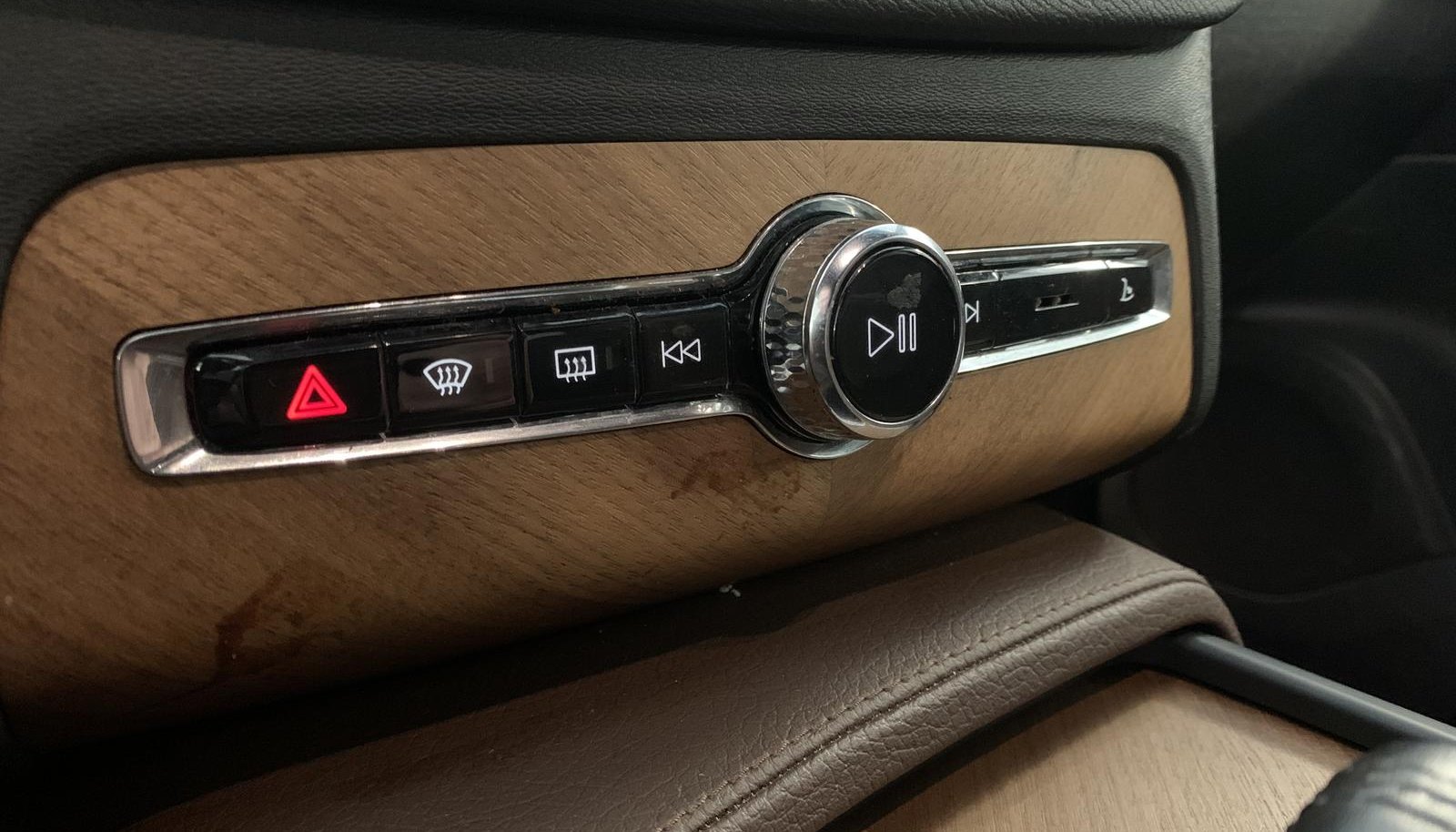 Volvo XC90 Inscription Expression Recharge Plug-In Hybrid AWD 10