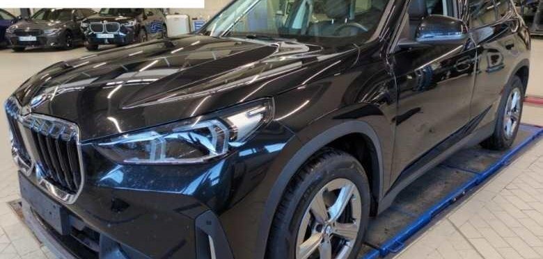 BMW X1 23d DRIVING+/LED+/HARMAN/KAMERA/AHK/PANO