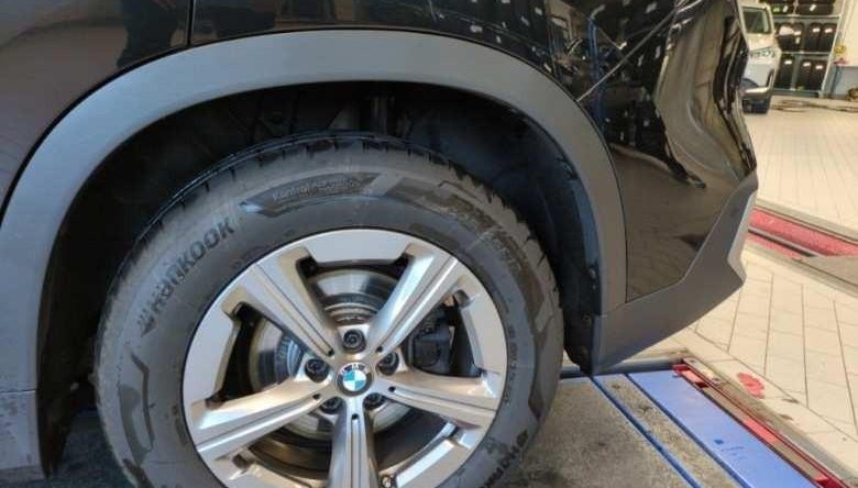 BMW X1 23d DRIVING+/LED+/HARMAN/KAMERA/AHK/PANO 9