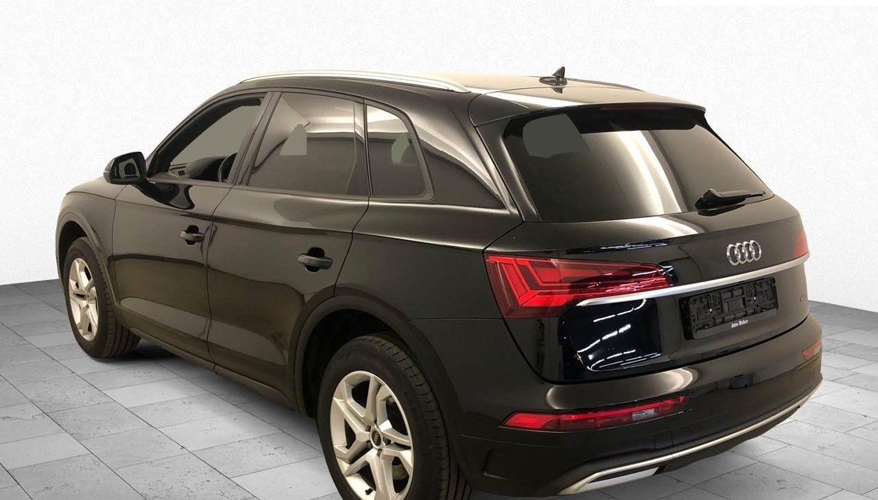 Audi Q5 40 TDI quattro Sport 12