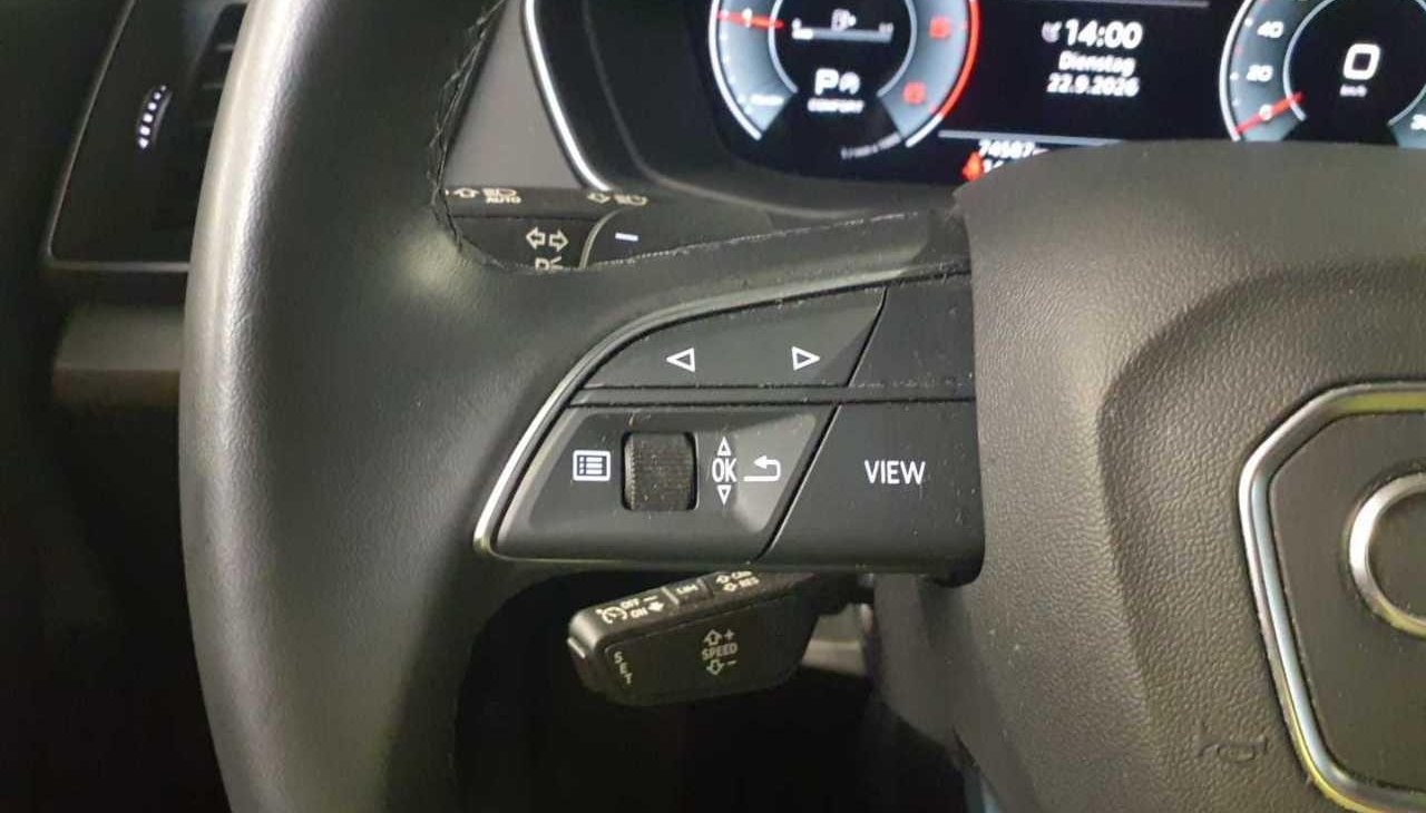 Audi Q5 40 TDI quattro Sport 6