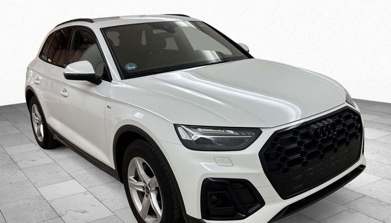 Audi Q5 S-Line Ext. 8