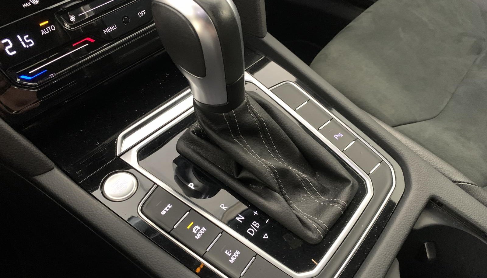 Volkswagen Arteon R-Line eHybrid 11