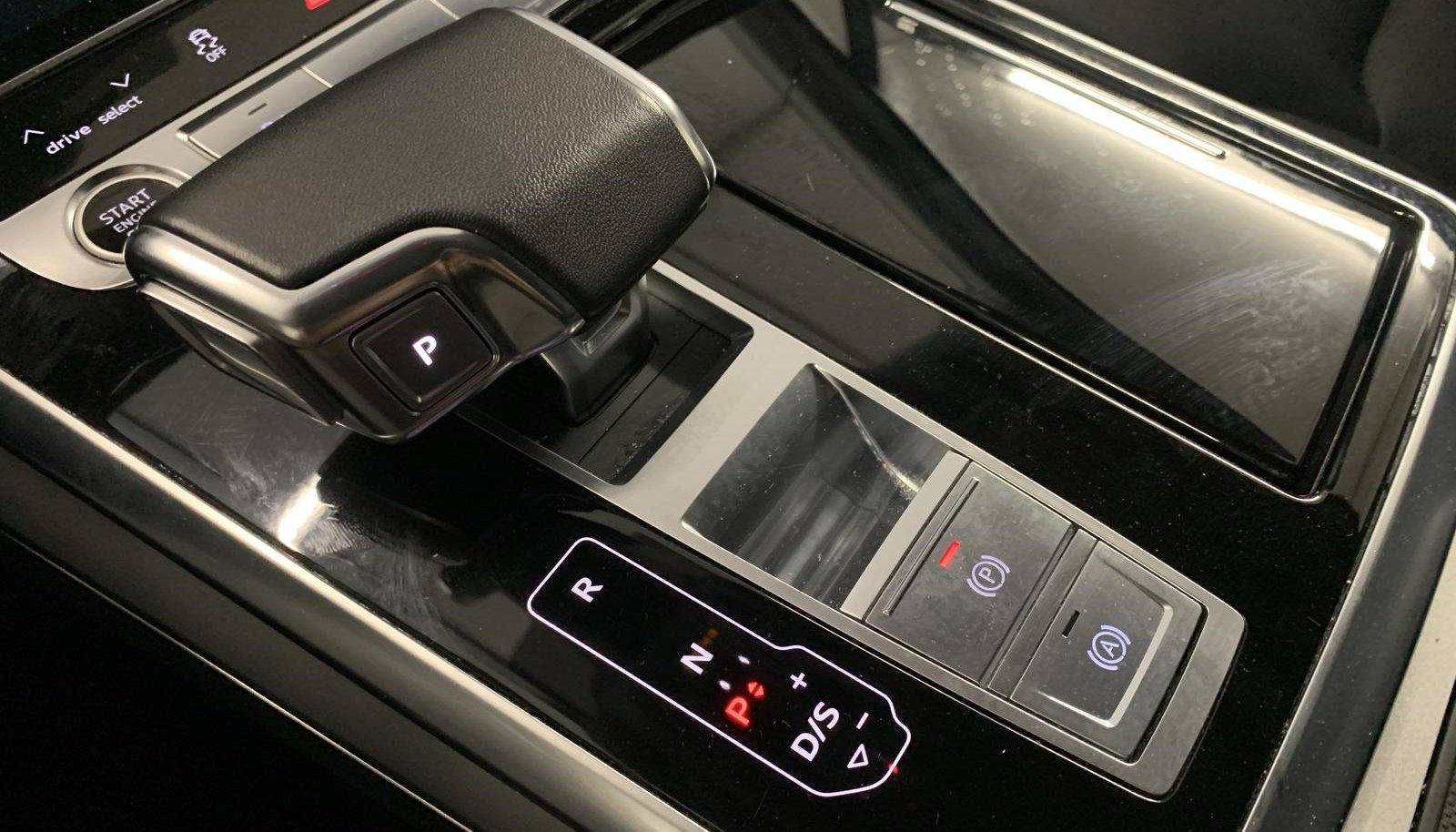 Audi Q7 11