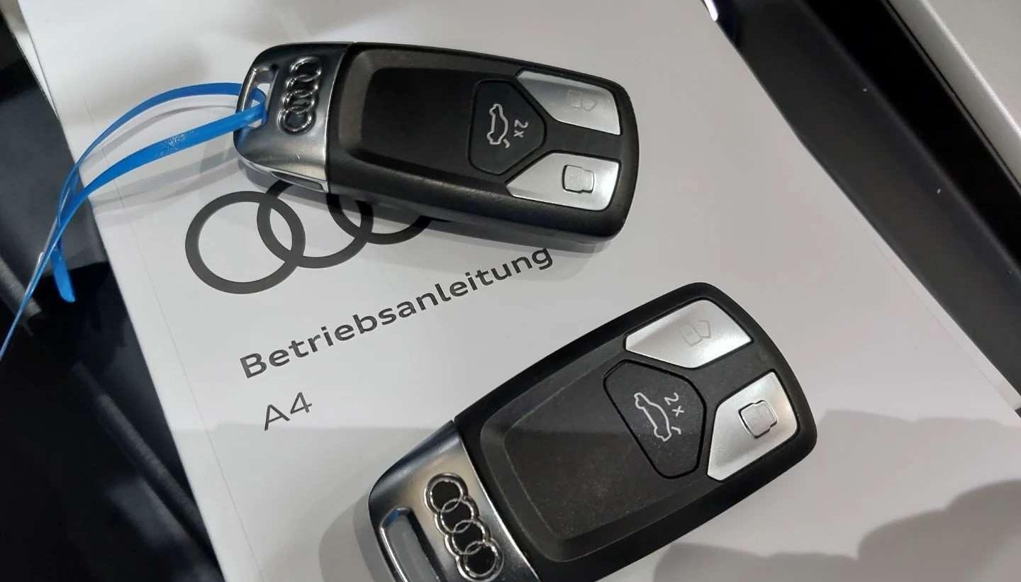 Audi A4 35 TDI basis 5