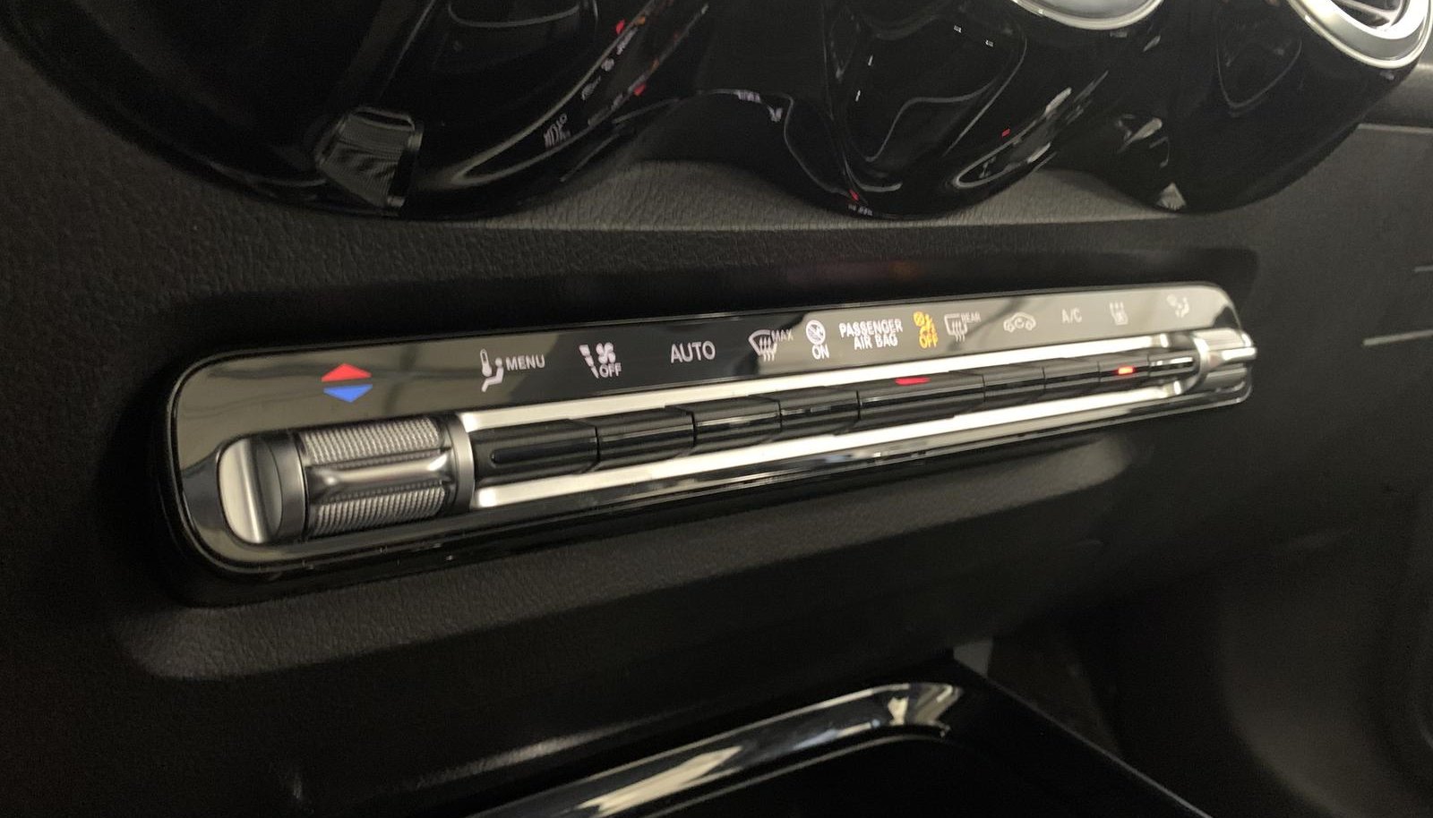 Mercedes-Benz GLB Progressive 11