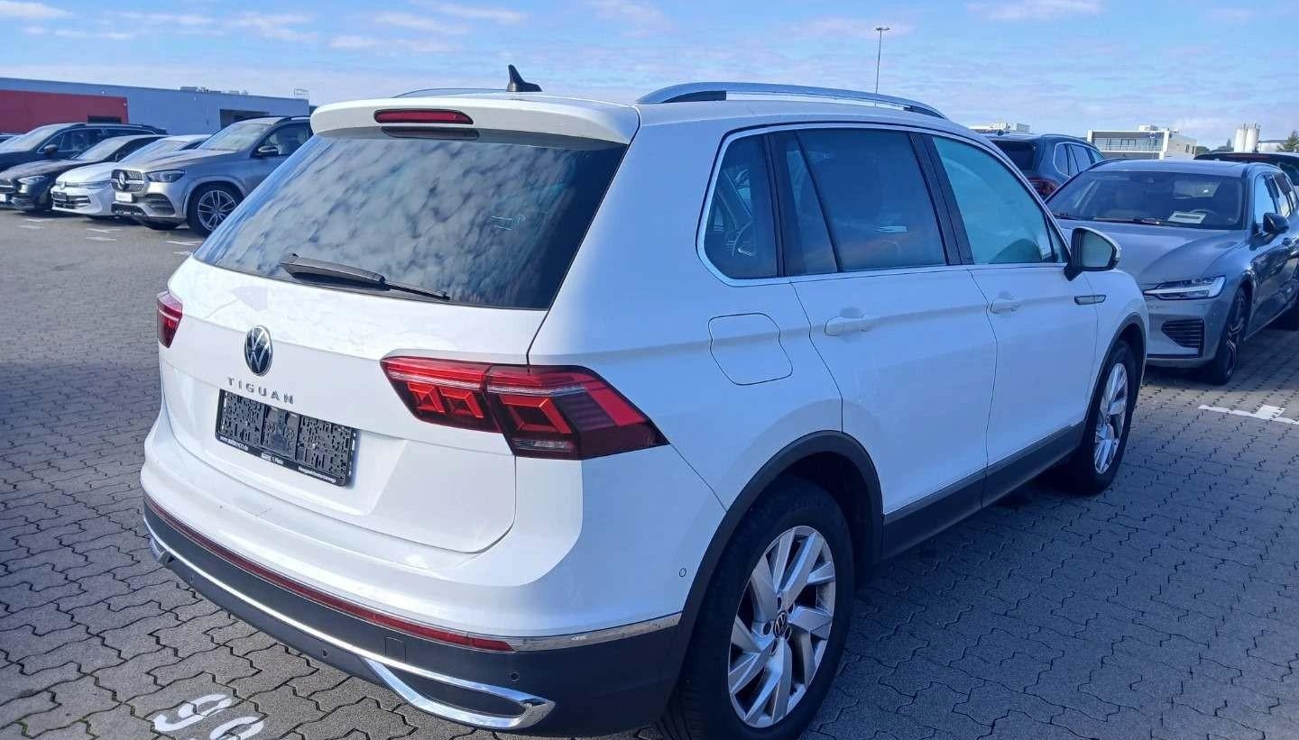 Volkswagen Tiguan Elegance 4