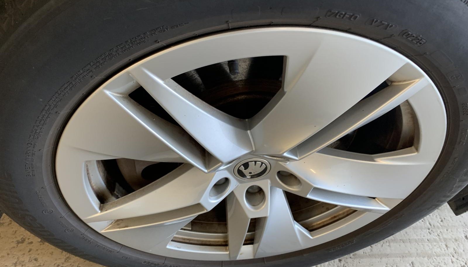 Skoda Enyaq Suite 3