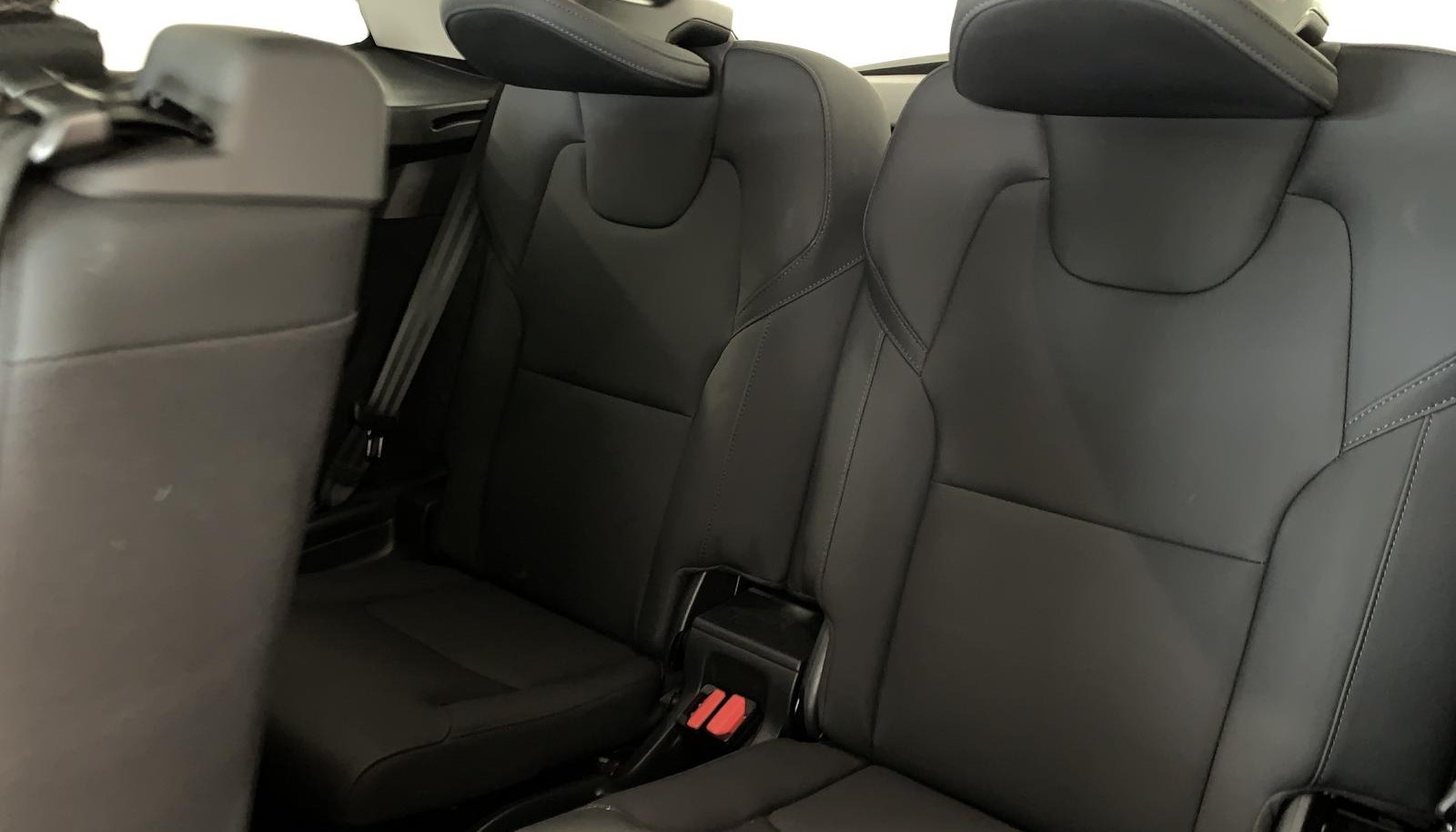 Volvo XC90 Plus Dark Recharge Plug-In Hybrid AWD 11