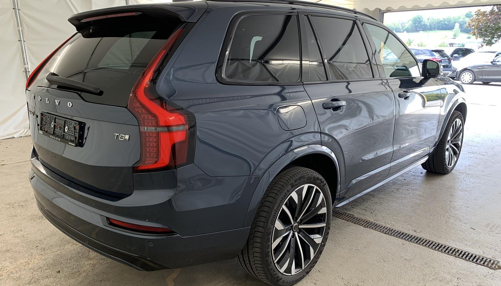 Volvo XC90 Plus Dark Recharge Plug-In Hybrid AWD 6