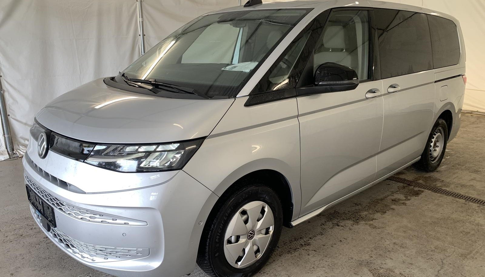 Volkswagen Multivan lang