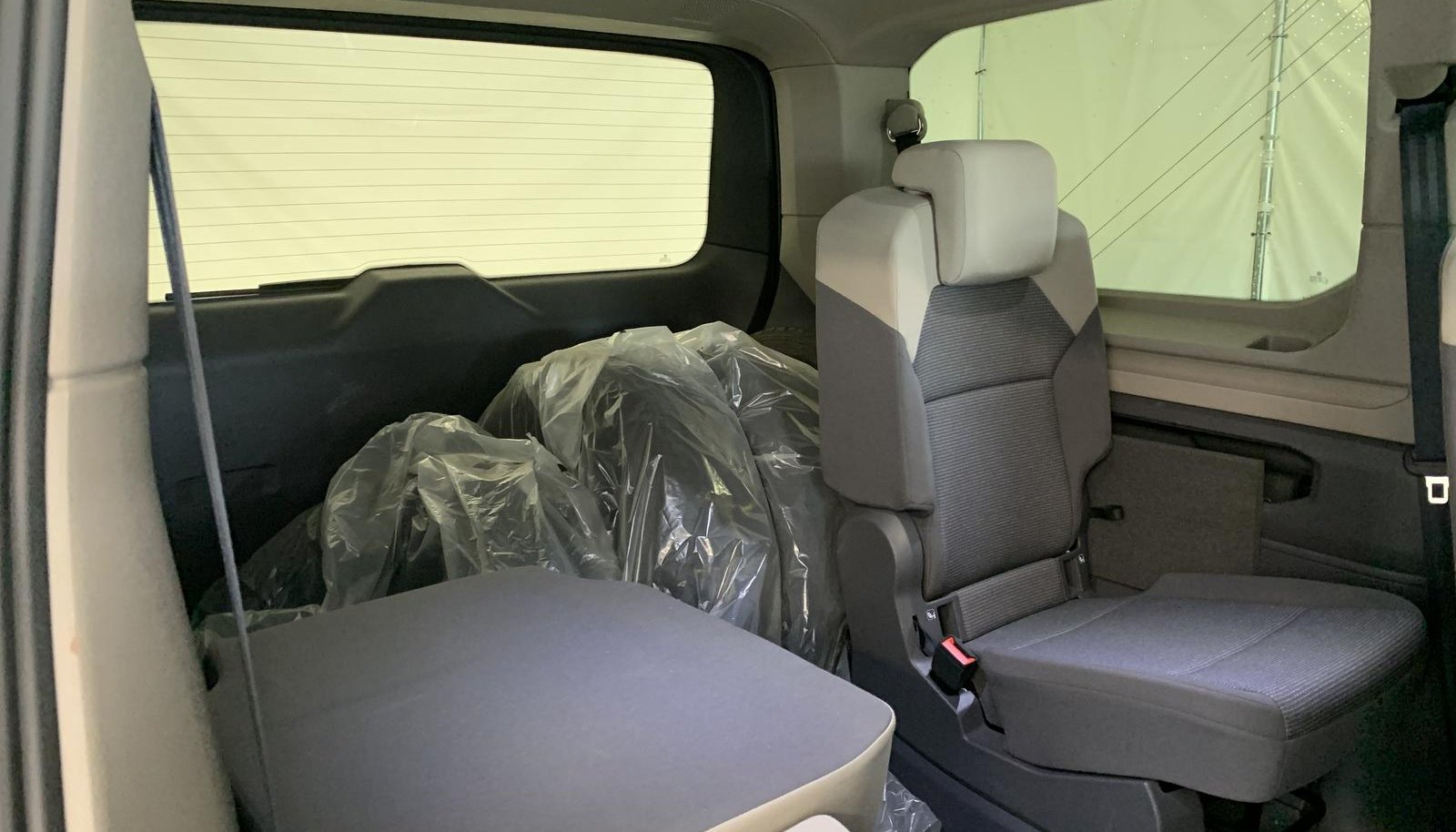Volkswagen Multivan lang 5