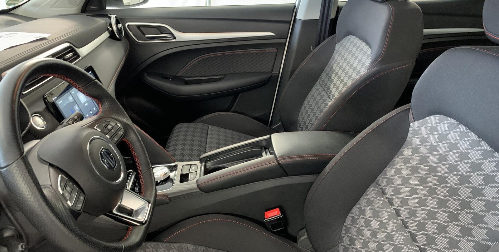 MG ZS Comfort 7