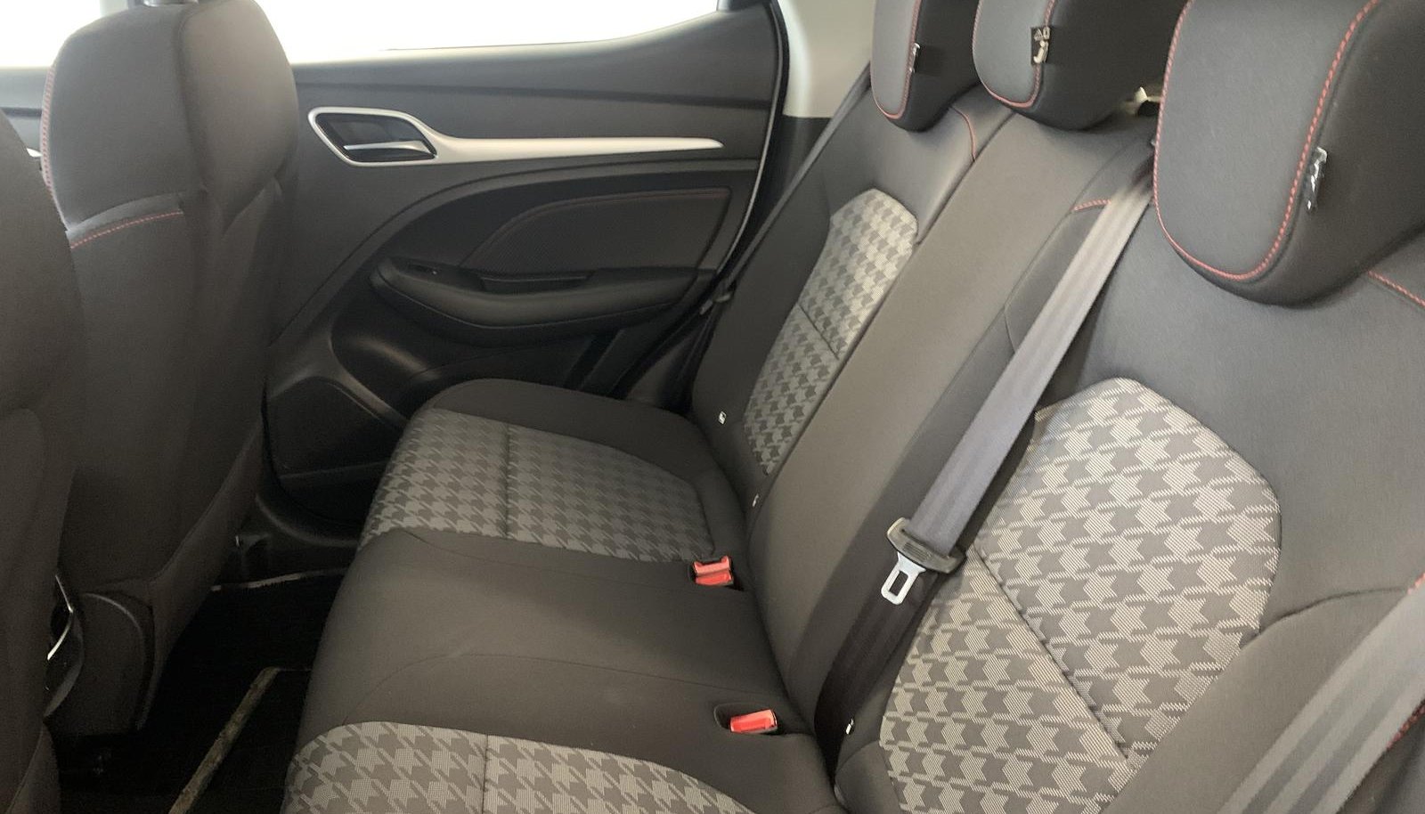 MG ZS Comfort 6