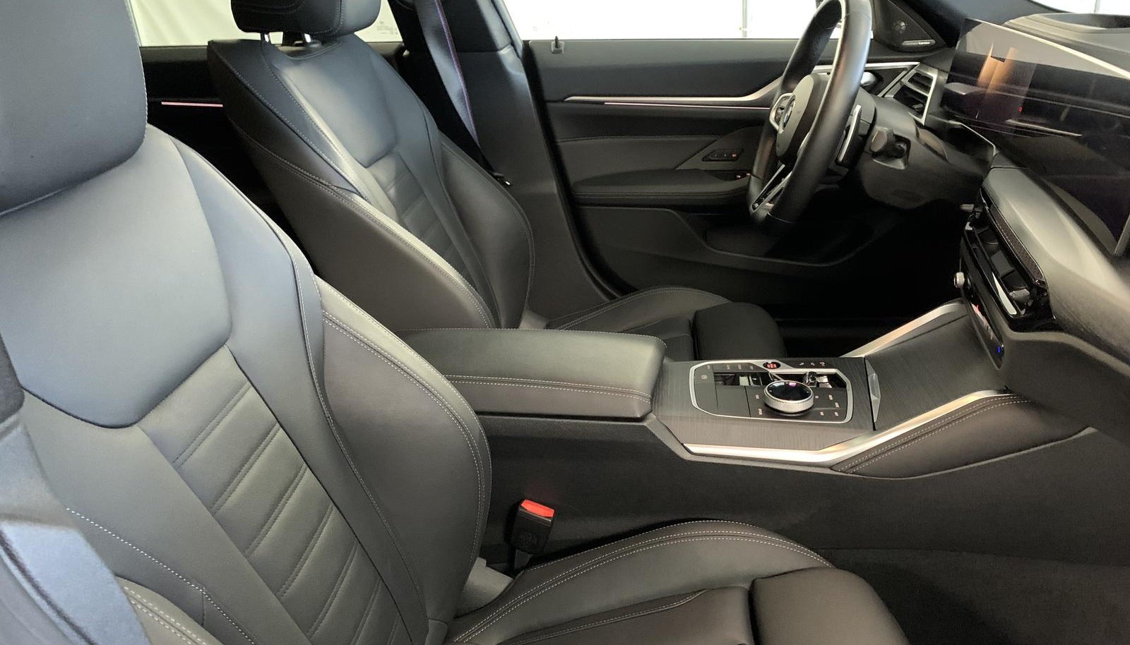 BMW 4 M Sport Pro 4