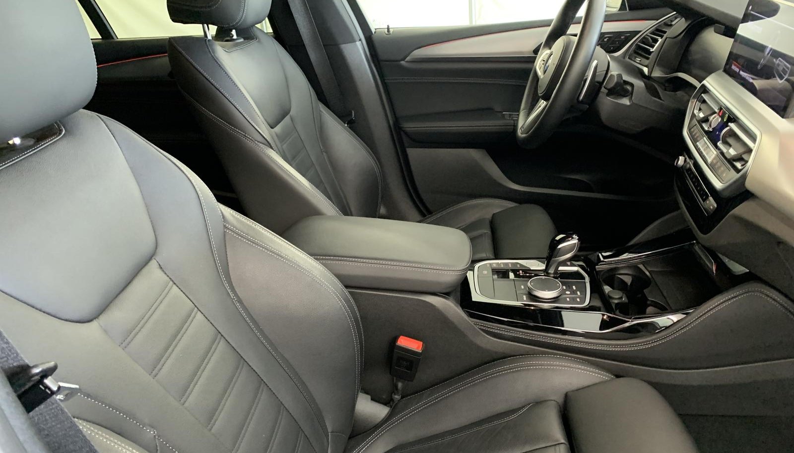 BMW X4 M Sport 3