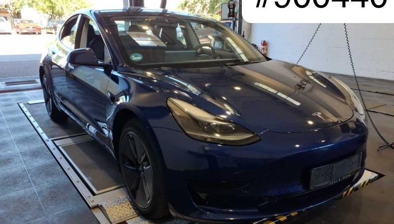 Tesla Model 3 Standard Range