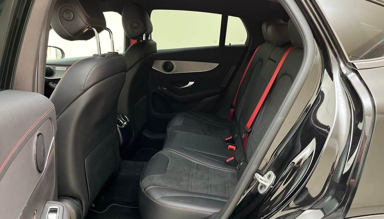 Mercedes-Benz GLC Coupe AMG Line Plus 12