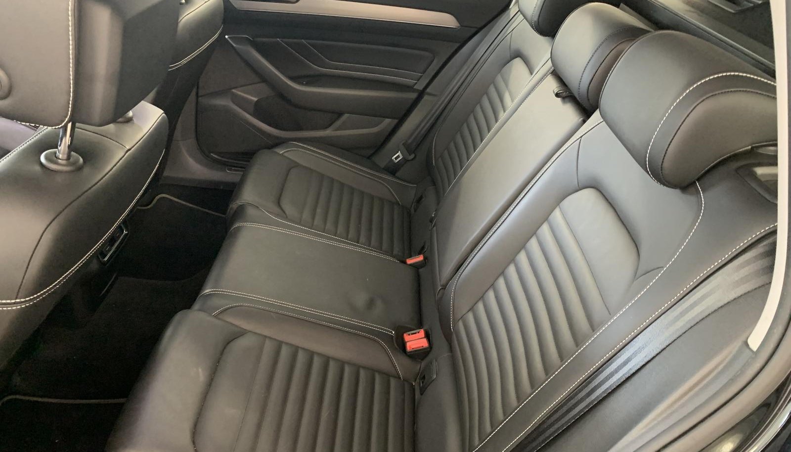 Volkswagen Passat Elegance 6