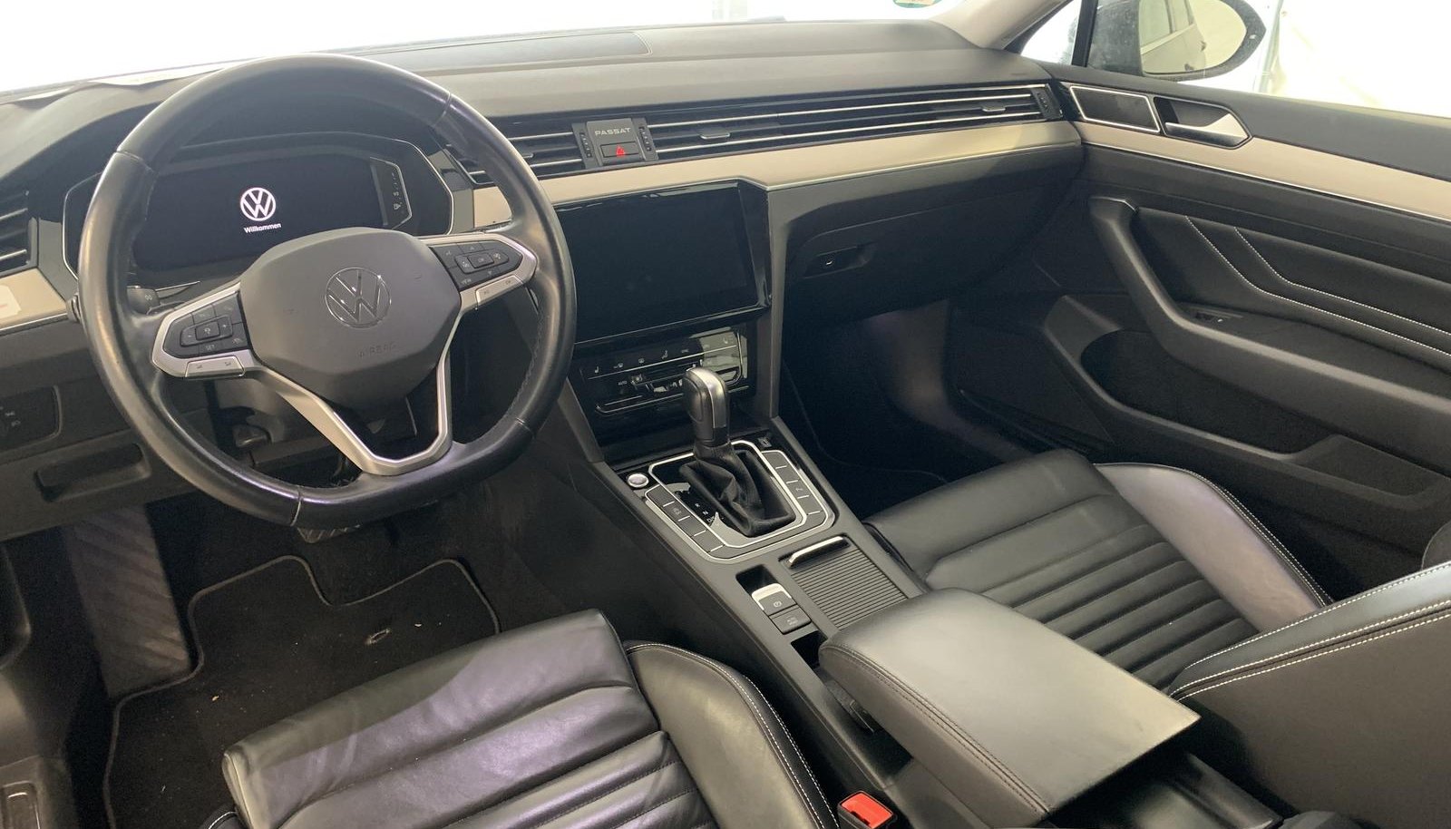 Volkswagen Passat Elegance 7