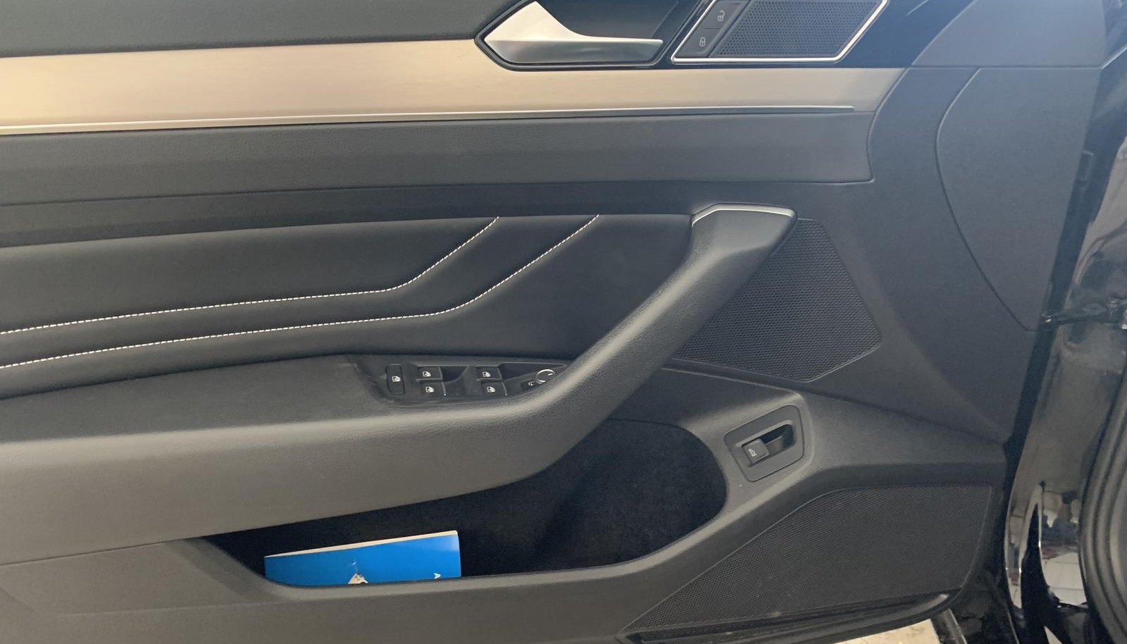 Volkswagen Passat Elegance 8