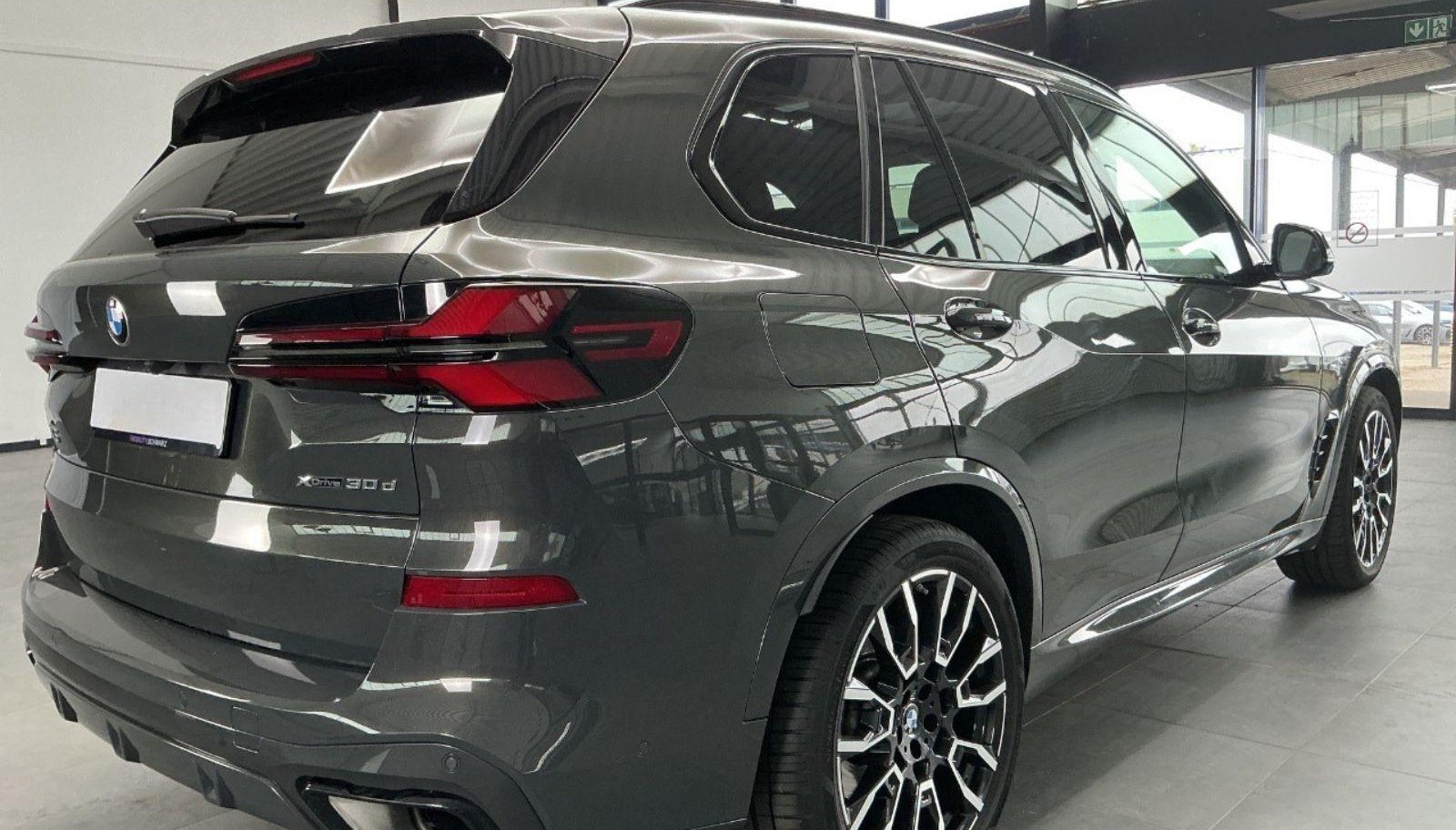 BMW X5 M Sport Pro 3