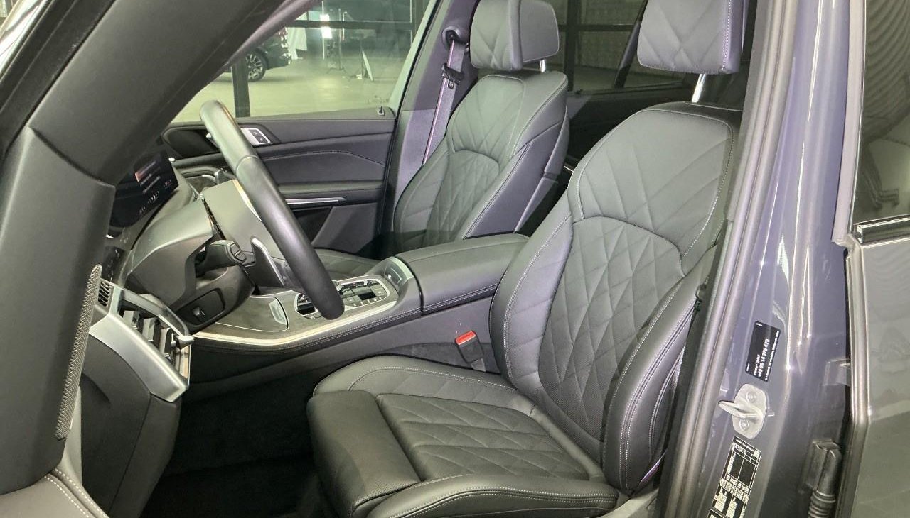 BMW X5 M Sport Pro 6