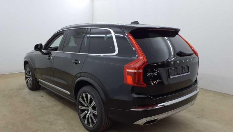 Volvo XC90 Inscription AWD 3