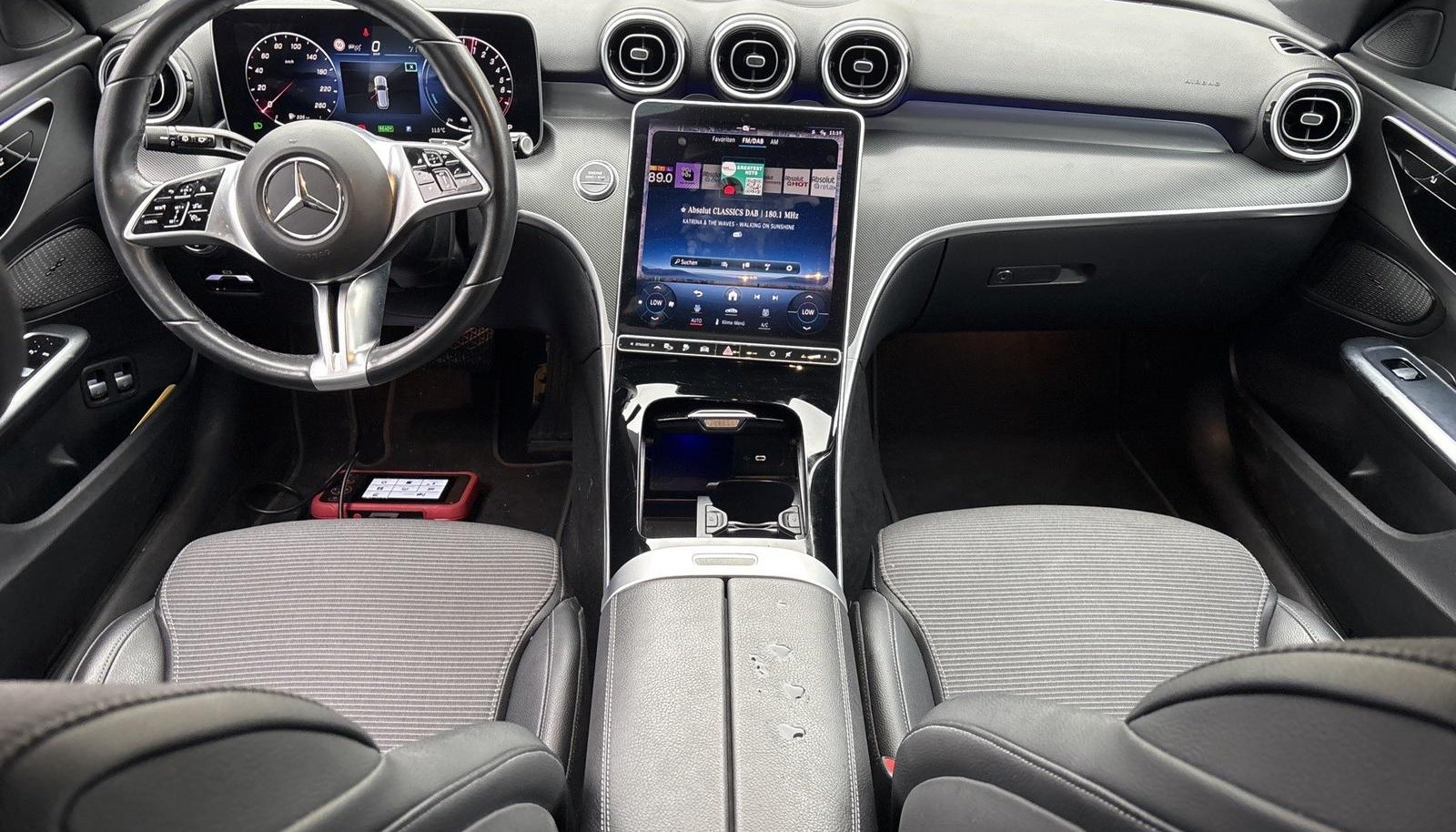 Mercedes-Benz C AVANTGARDE 3