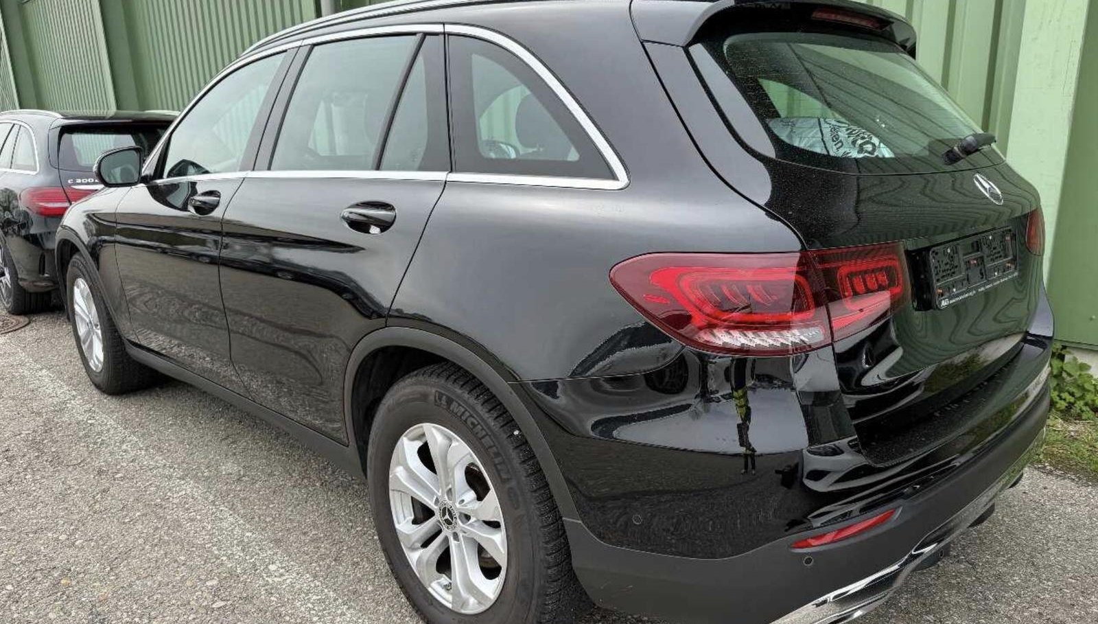 Mercedes-Benz GLC GLC 220 d 4Matic 3