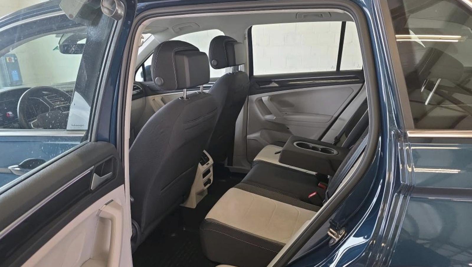 Volkswagen Tiguan Elegance 4Motion 10