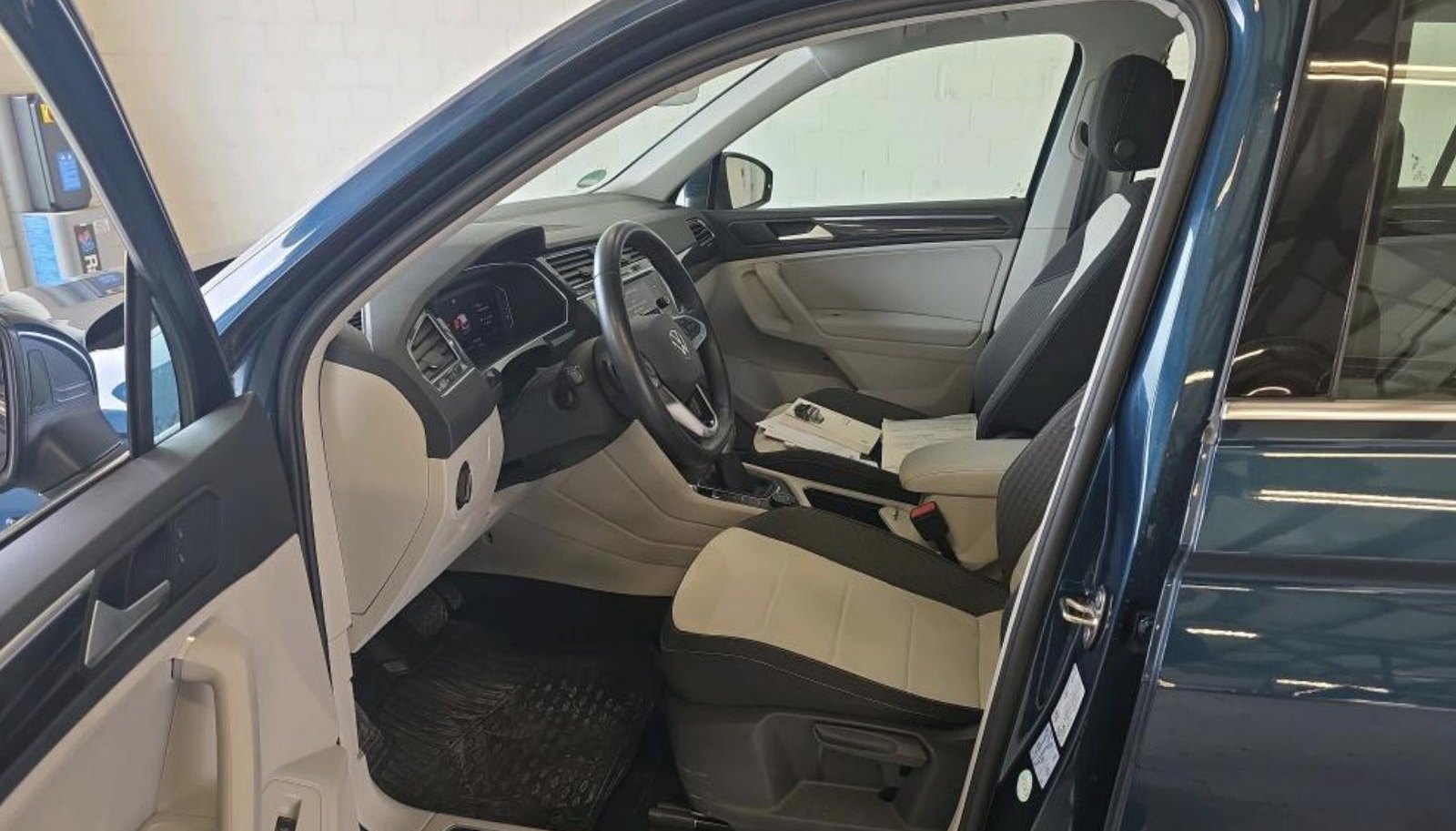 Volkswagen Tiguan Elegance 4Motion 6