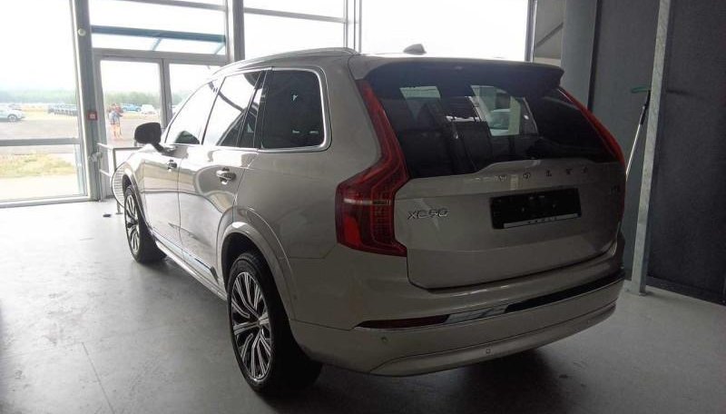 Volvo XC90 Plus Bright AWD 12