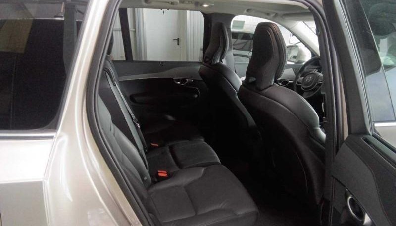 Volvo XC90 Plus Bright AWD 8