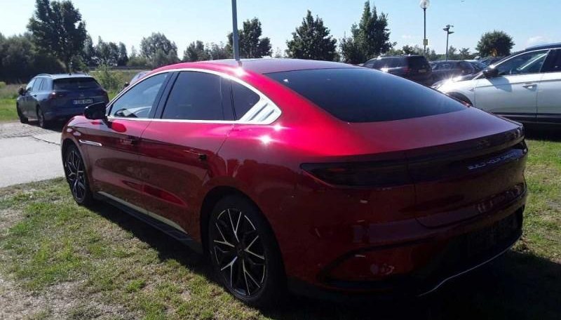 BYD HAN 380 kW AWD Executive 3